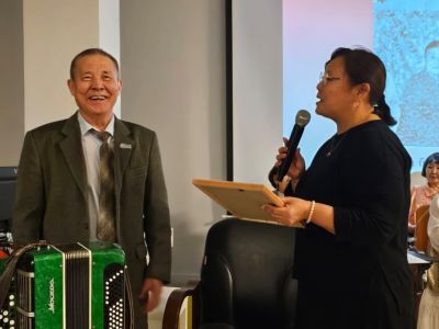 «Встреча с песней нашей юности» прошла в SMART-библиотеке Якутска / ЯСИА   