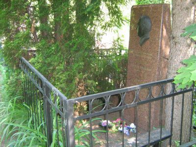 Могила - Вагин Леонид Иванович (1905-1976), Герой Советского Союза