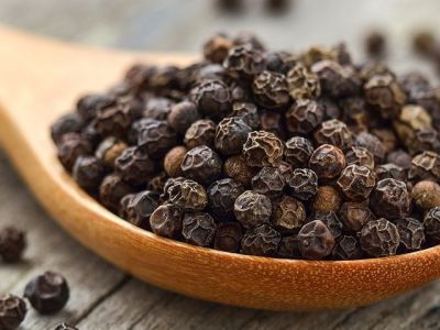 «Внимание! Еда!» на ТВ: как выбрать черный перец?