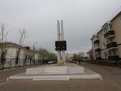 Памятник воинам-рабочим и служащим мясокомбината, погибшим на фронтах Великой Отечественной войны