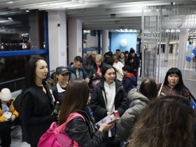 В аэропорту Якутска проводили пассажиров юбилейного рейса в Харбин