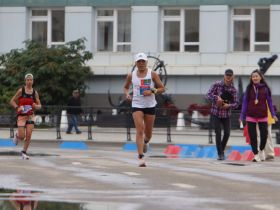 Якутянка Татьяна Артемьева впервые завоевала серебро чемпионата России по бегу 100 км