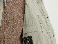 Пальто утепленное с воротником-стойкой