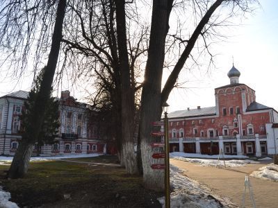 Архиерейский дом и другие здания