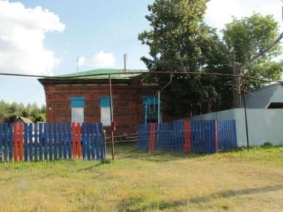 Здание бывшей больницы