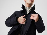 Мужская куртка Lacoste с лямками для переноски