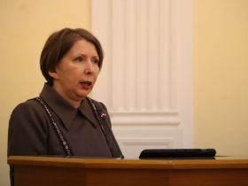 В Якутске наградили лучших сотрудников ЗАГС по итогам 2025 года