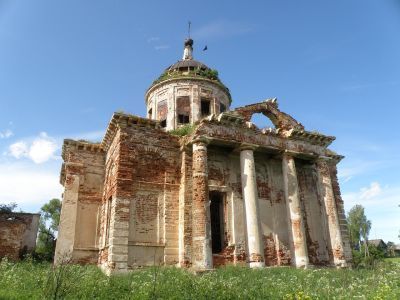 Воскресенская церковь