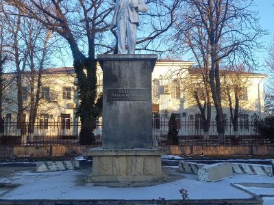 Памятник В.И. Ленину