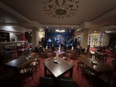 Билеты на Обед у Анны Карениной (Драматический театр) / Событие | Афиша | ИнфоТаймс