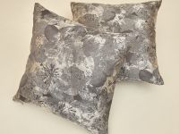 Подушка декоративная Fogliame dorato, серая