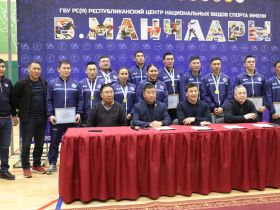 По сто тысяч рублей вручили чемпионам России по мас-рестлингу