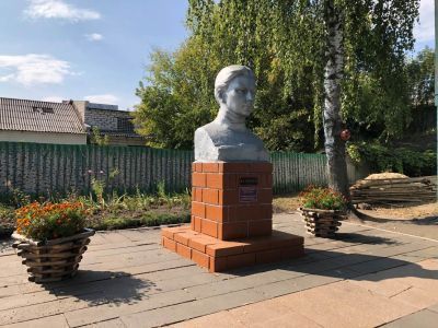 Бюст Н.К. Крупской