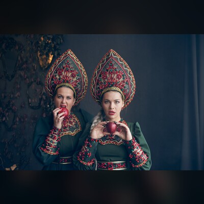 Версия народная