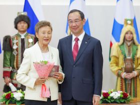 Глава Якутии вручил государственные награды