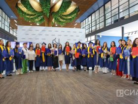 В СВФУ вручили дипломы выпускникам Института зарубежной филологии и регионоведения