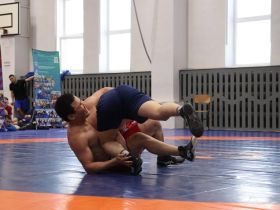 В Якутске выявили победителей турнира по хапсагаю на призы радио «Тэтим»