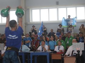 Намский улус приехал в качестве фаворита в гиревом спорте Игр Манчаары