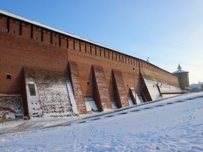 Крепостные стены