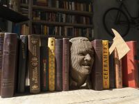 Картонный 3D конструктор QBRIX "Книжный Маньяк"