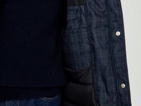 Куртка утепленная с отложным воротником