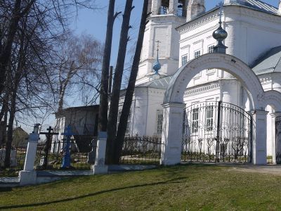 Ограда с воротами