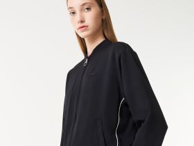 Женская куртка-бомбер Lacoste