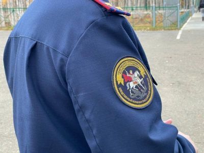 29-летний мужчина упал с высоты и разбился насмерть в Якутске