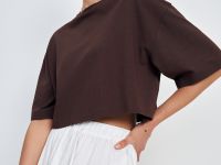 Укороченная футболка