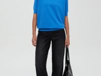 Джемпер с коротким рукавом и округлой горловиной