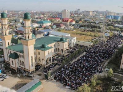 У мусульман наступил праздник Ураза-байрам