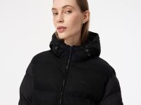 Женский короткий пуховик Lacoste