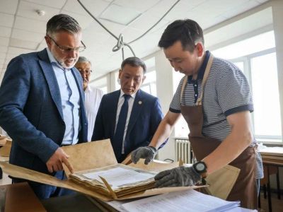 Председатель правительства Якутии Кирилл Бычков рассмотрел проекты Национальной библиотеки