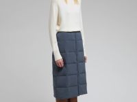 Утепленная юбка на молнии прямого силуэта