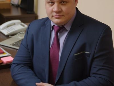 Дорогие земляки! Разрешите поздравить вас с Днём строителя