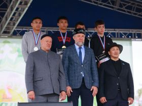 Стали известны победители соревнований по мас-рестлингу и борьбе корэш на Сабантуе