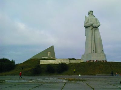 Памятник Защитникам Советского Заполярья