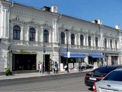 Жилой дом (в основе флигель городской усадьбы, конец XVIII в. - XIX в.), 1871 г., архитектор В.В.Барков