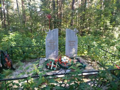 Могила Ефима Афанасьевича Жданова-Героя Советского Союза (1912-1949 гг.)