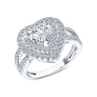 Серебряное кольцо с фианитами