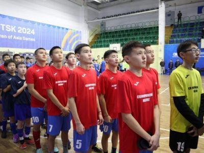 В Якутске открыли региональные соревнования по мини-футболу