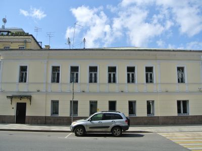 Доходный дом с мастерскими и магазинами, 1858 г., 1900-е гг., 1910-е гг.