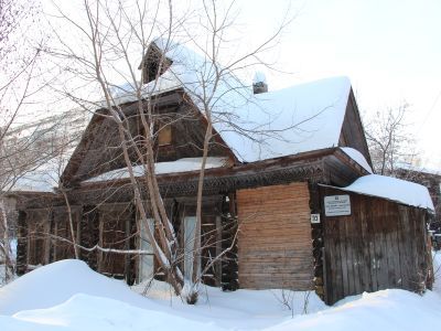 Одноэтажный дом с мансардой нач. ХХ в.