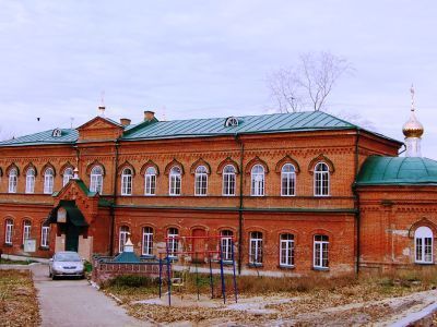 Библиотека и домовая церковь