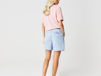 Женские шорты Lacoste свободного кроя