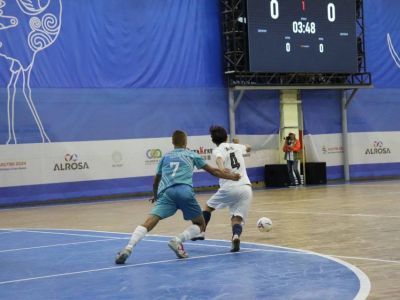 «Побеждает тот, кто сильнее этого хочет»: сборная Якутии по мини-футболу показала первые результаты