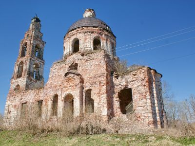 Церковь Воскресения с колокольней