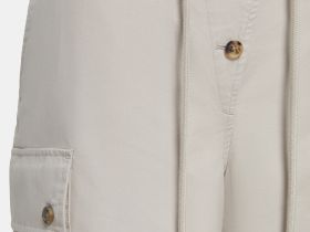 Шорты из тенселя с накладными карманами