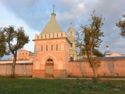 Западные ворота