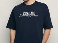 Оверсайз футболка с принтом